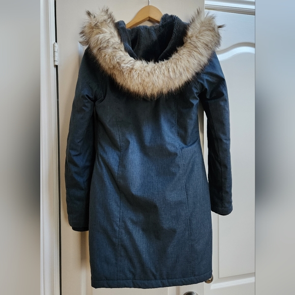 TNA Avoriaz Parka - Picture 3 of 14
